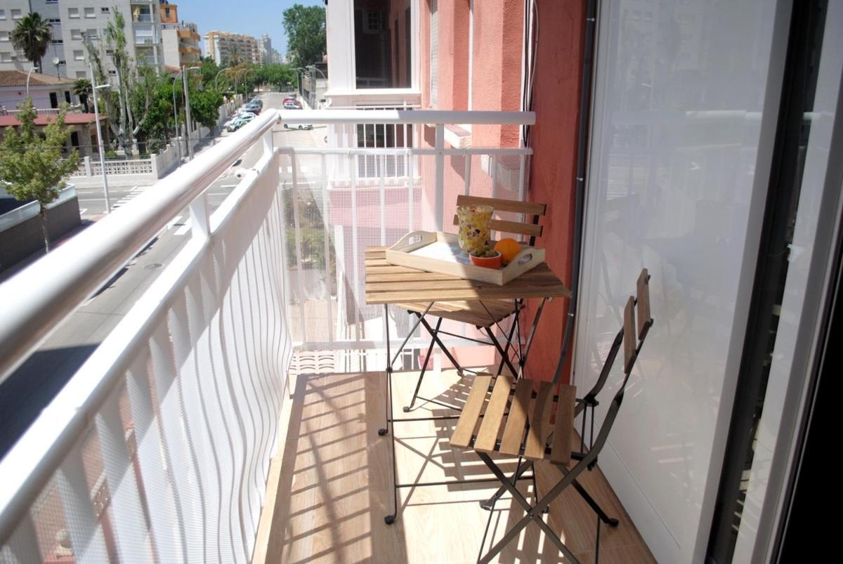 Aparatamento Barraques Gandia Playa Para 3-4 Personas 150 Metros De La Playa מראה חיצוני תמונה